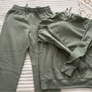 Men’s Sage Green Sweatpants and Hoodie Set
